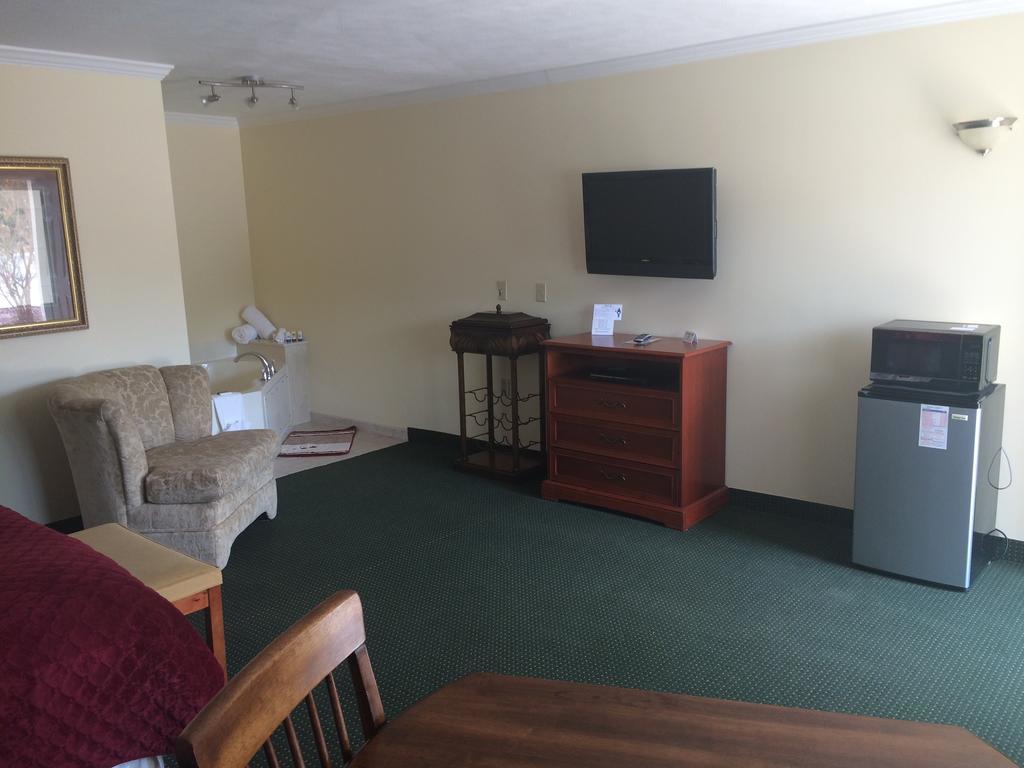Hurricane Inn Waynesboro Εξωτερικό φωτογραφία