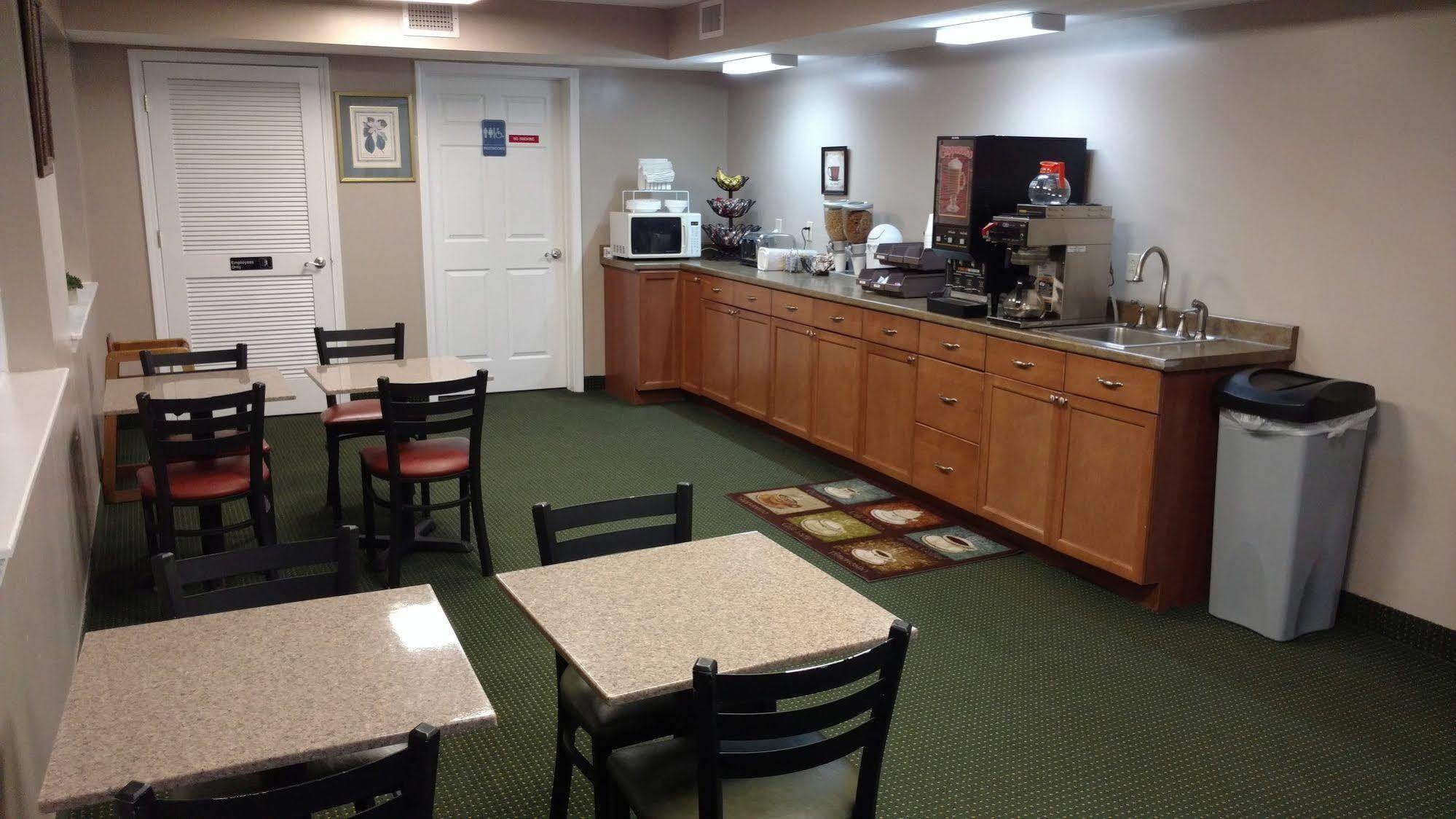 Hurricane Inn Waynesboro Εξωτερικό φωτογραφία